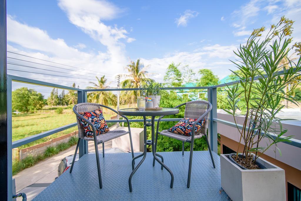 Villa Na Pran, Pool Pran Buri