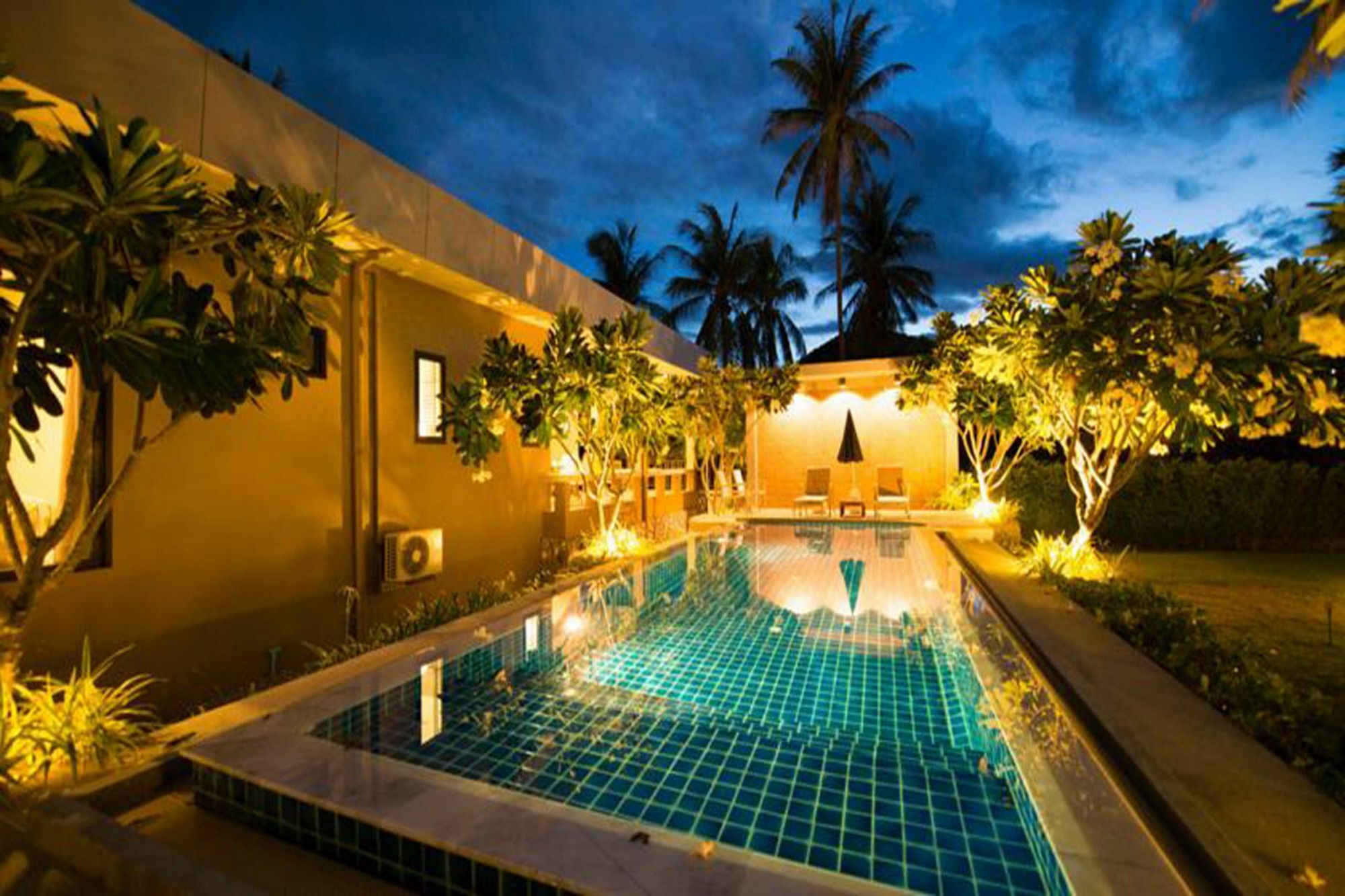 Na Pran, Pool